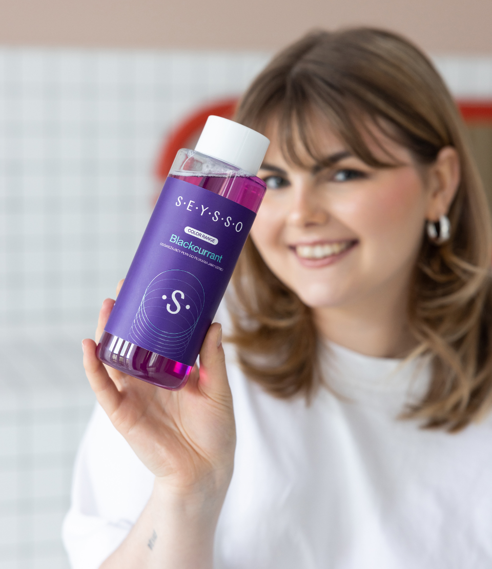 Jaki płyn do płukania jamy ustnej wybrać?